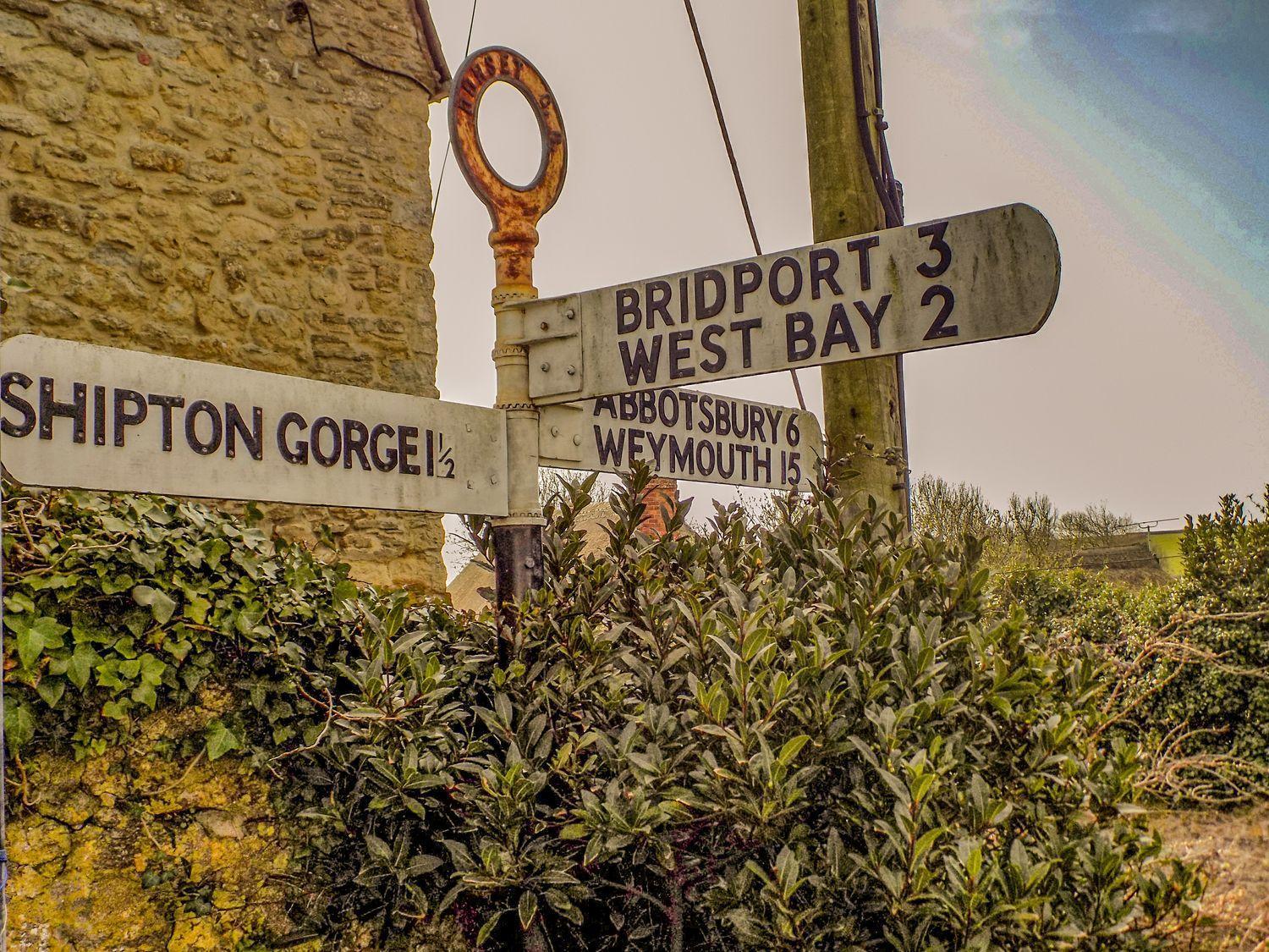 Alice'S Cottage Bridport Exterior photo